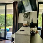 Azur Port Balaton شيوفوك