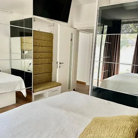 Azur Port Balaton Apartment Siofok